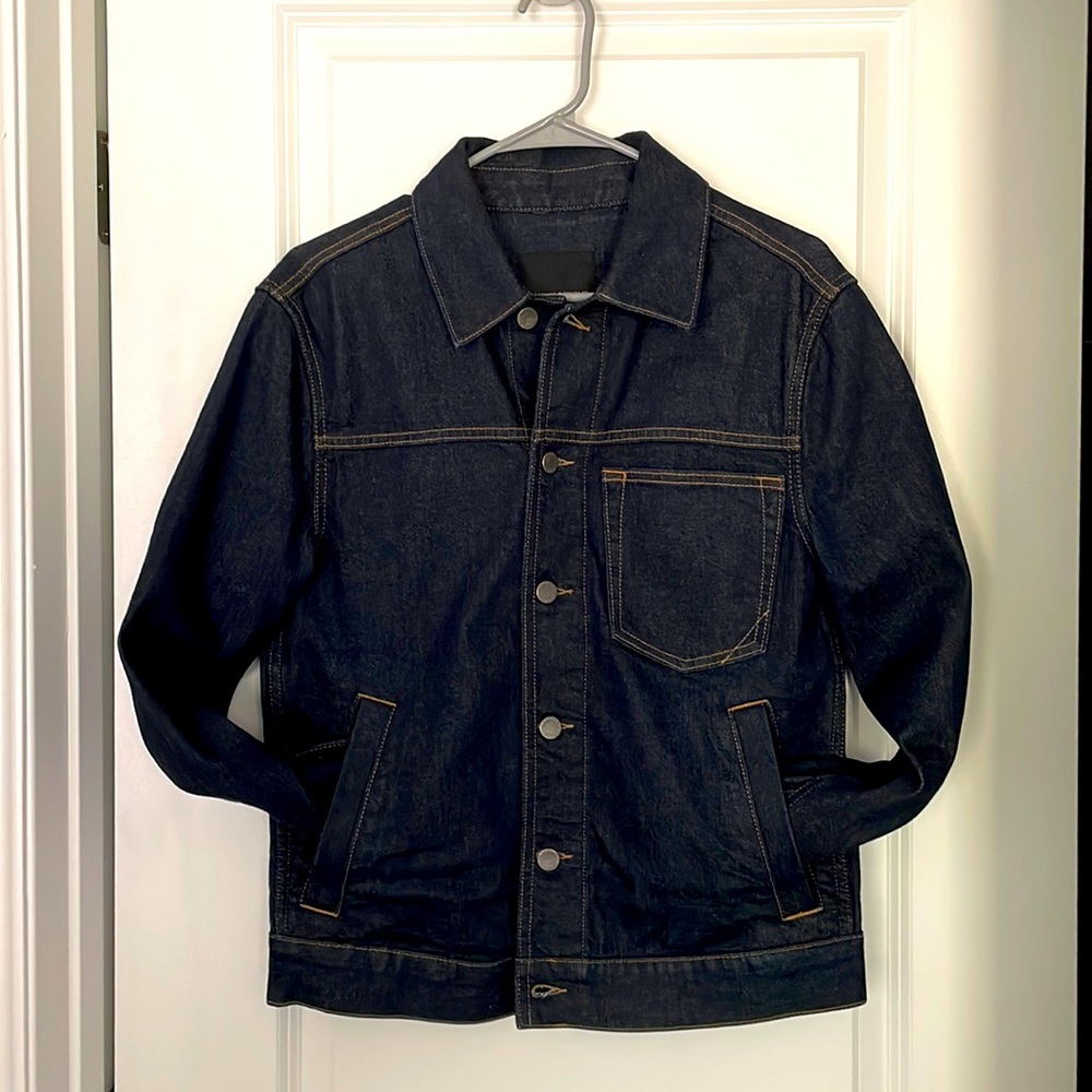 Banana Republic Men’s Dark Blue Denim Trucker Jacket Small